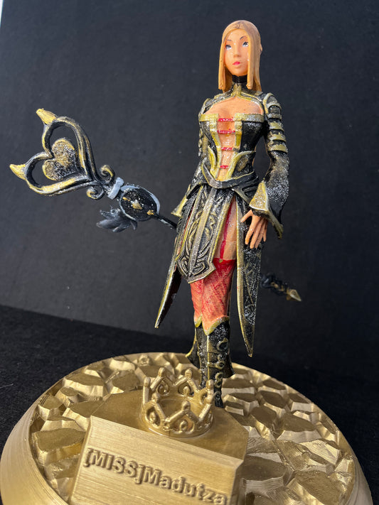 Female Shaman Trophy Black Clothing