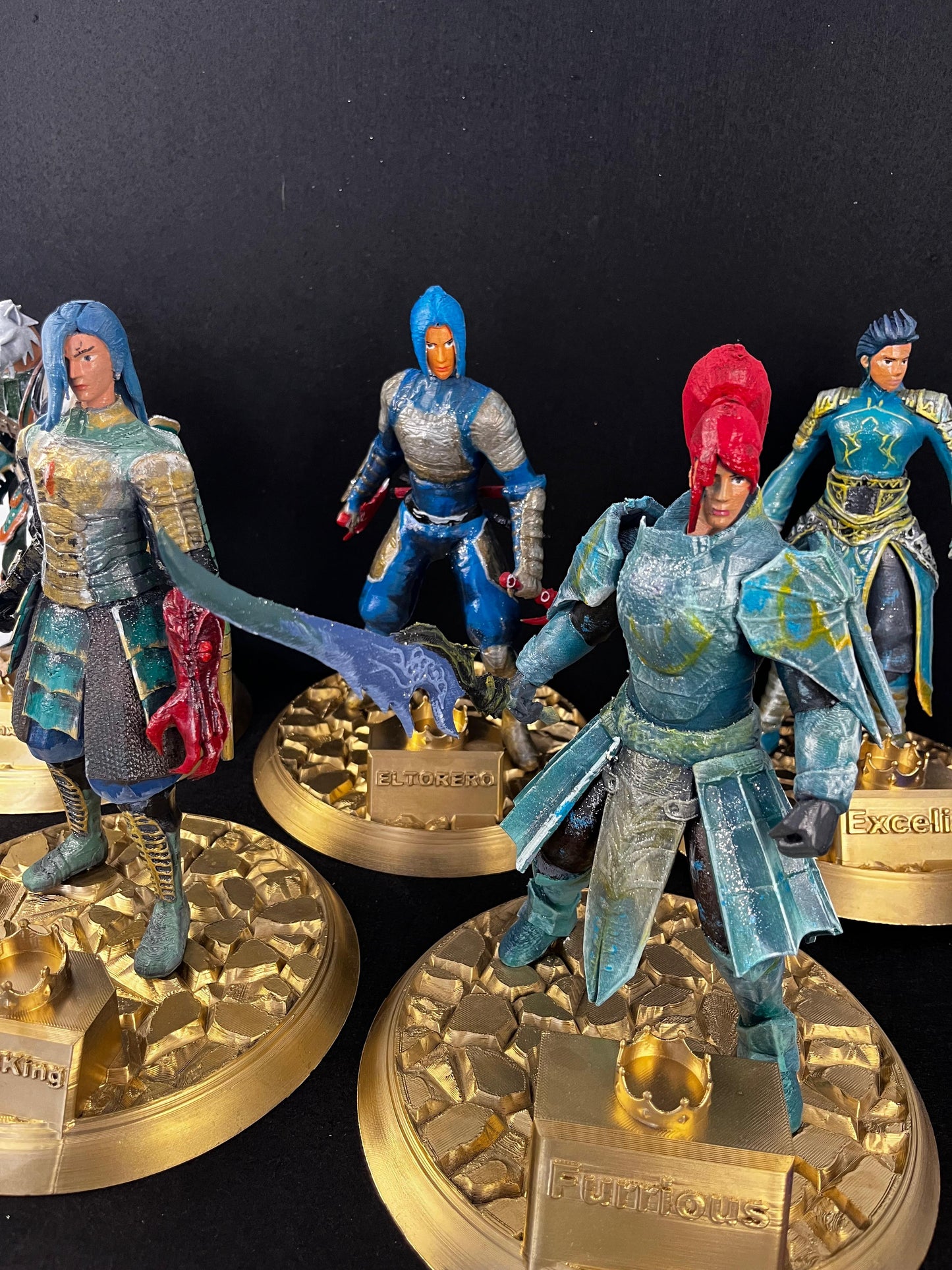 PACKAGE OF 4 - No Lycan (Blue or Black Armour)