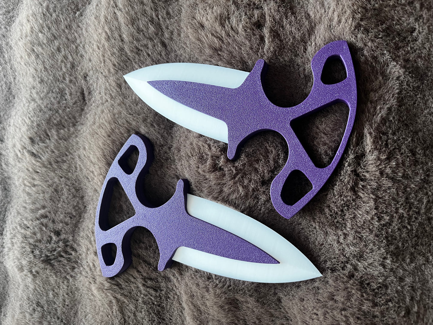 Purple&White Dual Daggers Toy
