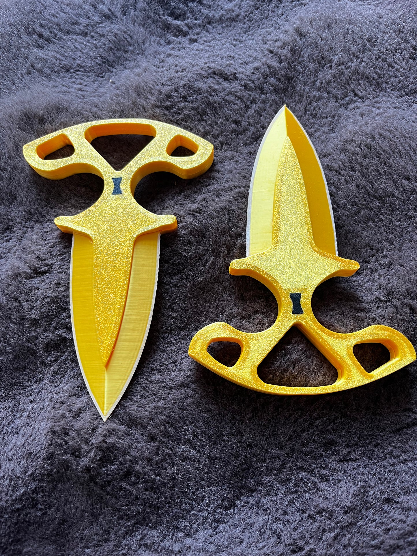 Gold Dual Daggers Toy
