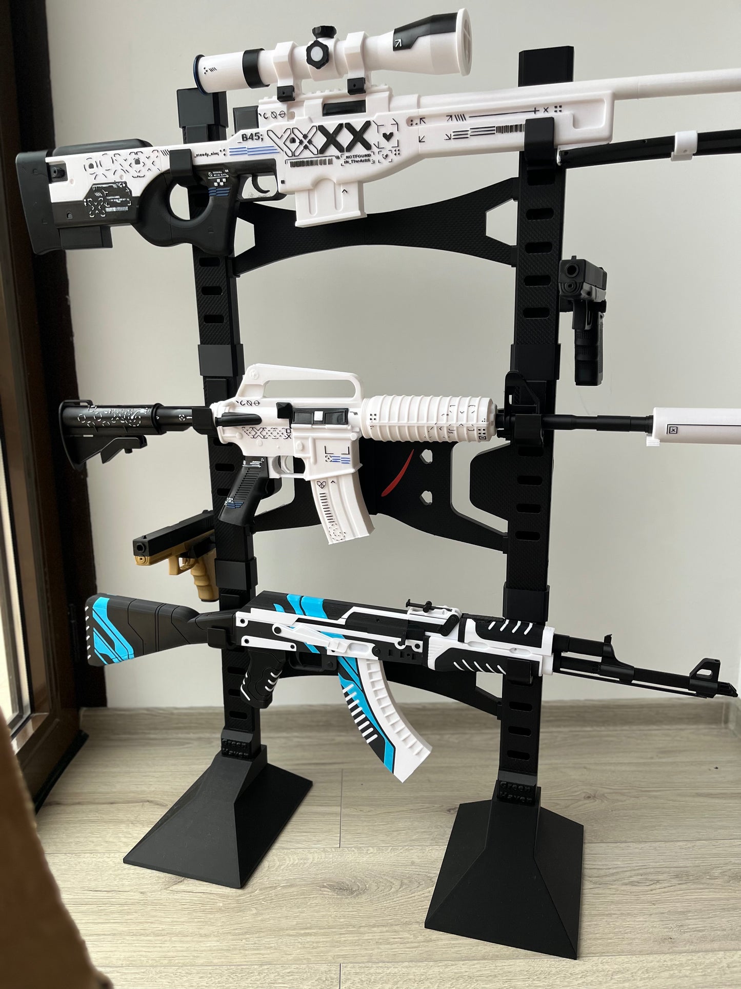 GUN RACK with Legs