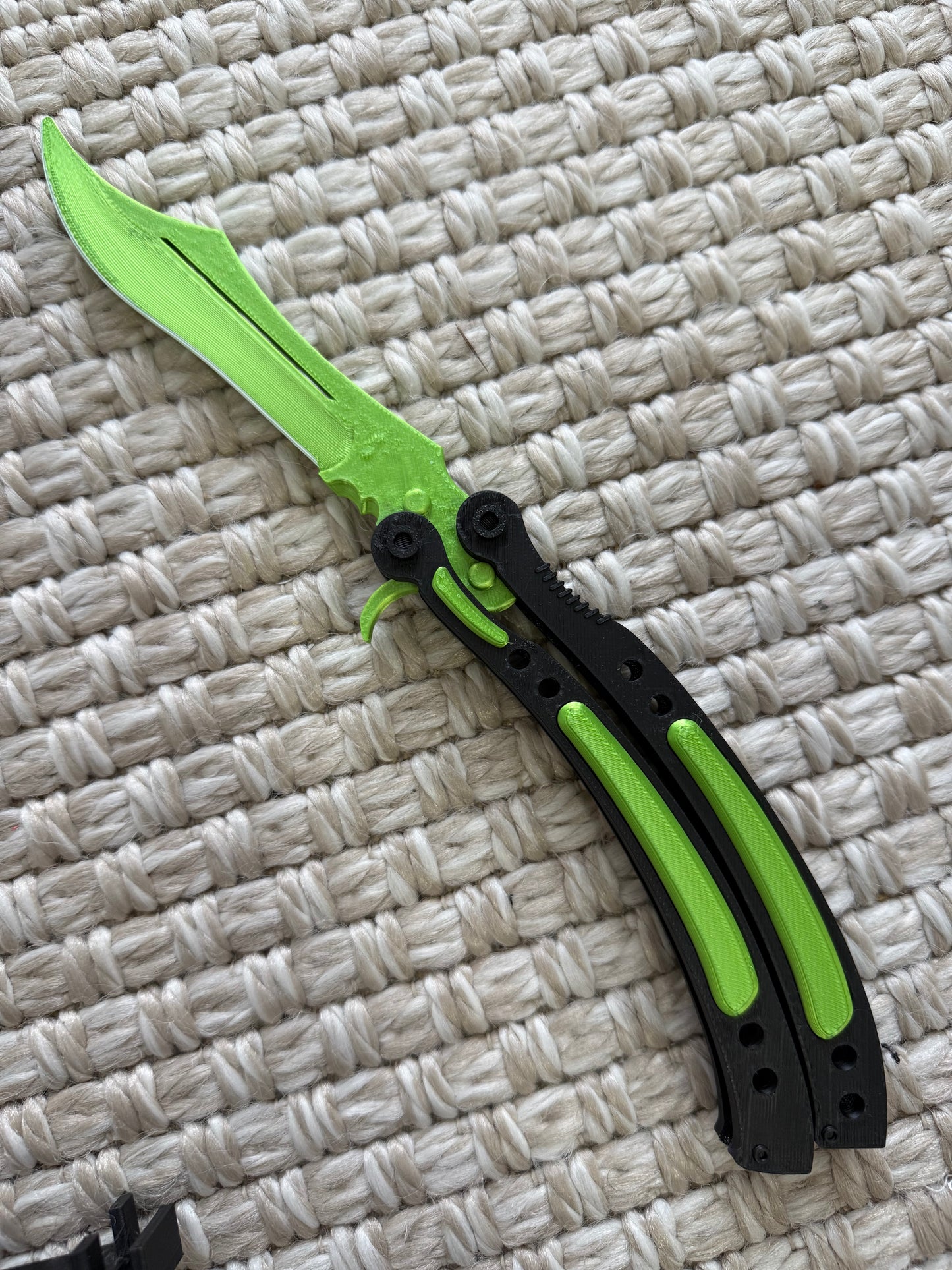 Emerald Butterfly Knife Toy