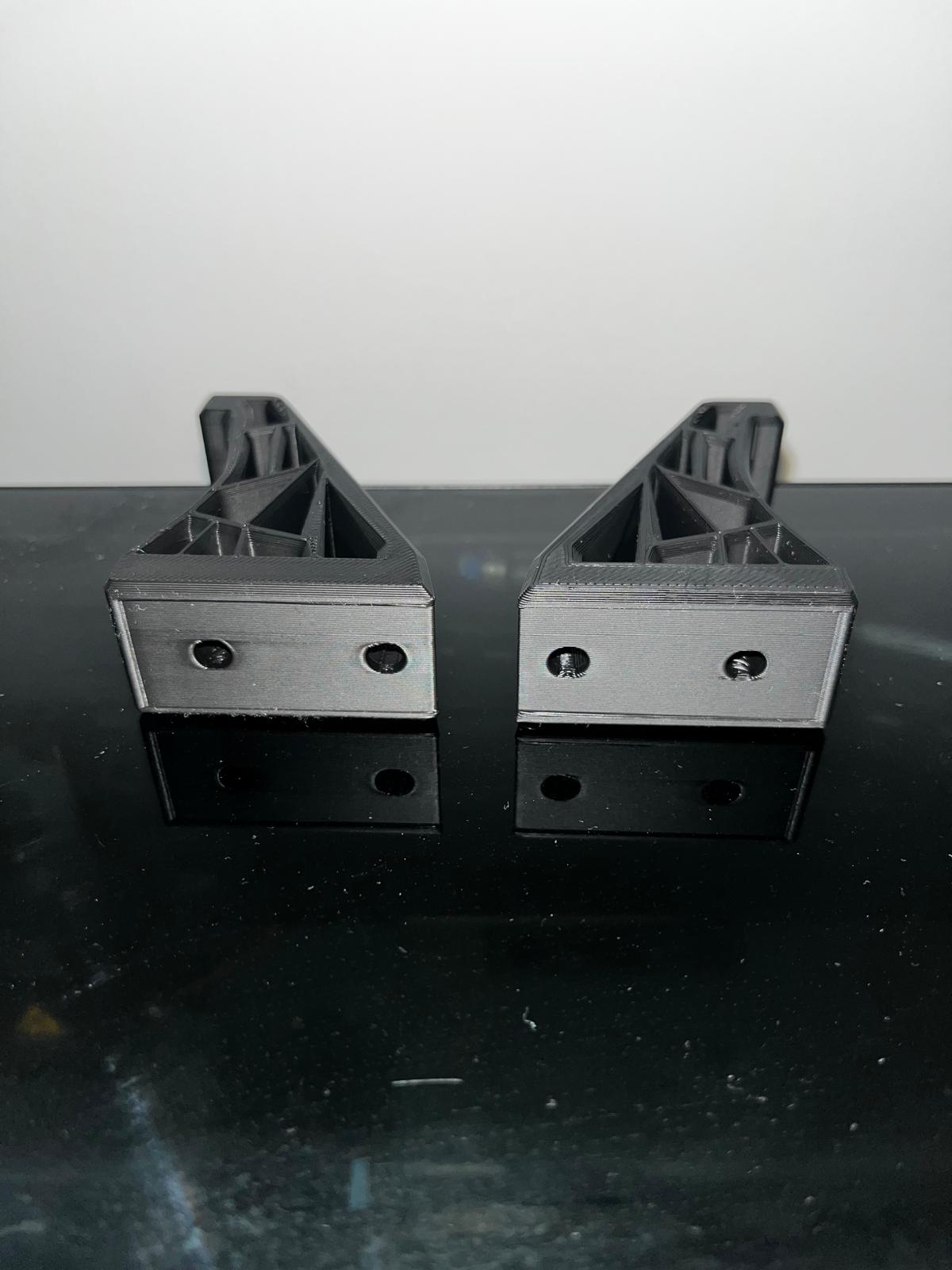 Suporti de perete Separat (Sniper/ AK-47 machete)