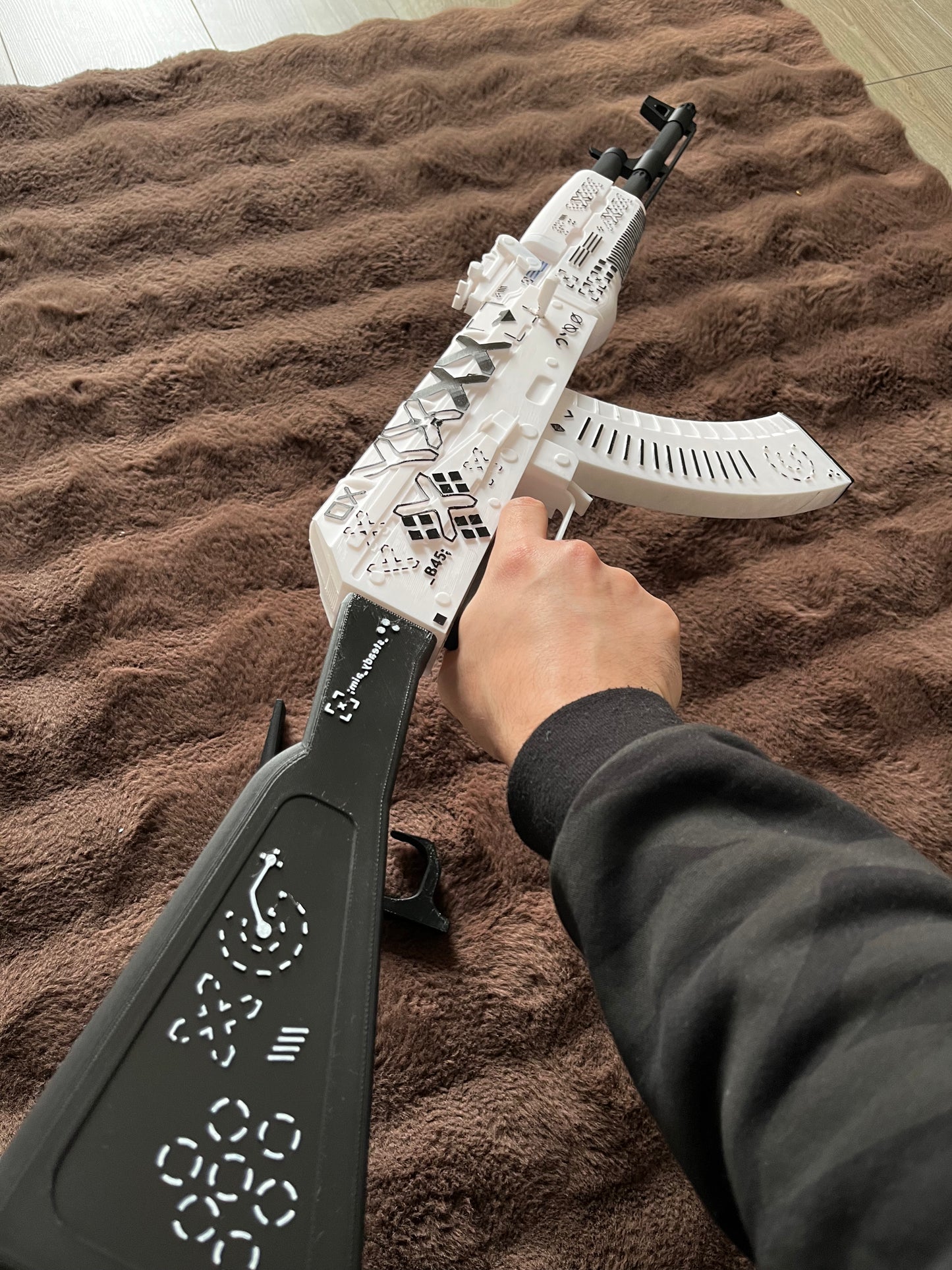 White AK-47 Toy