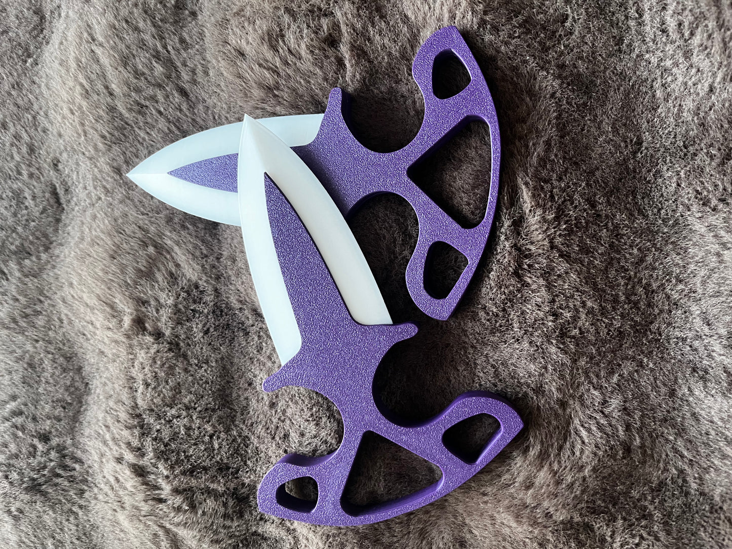 Purple&White Dual Daggers Toy