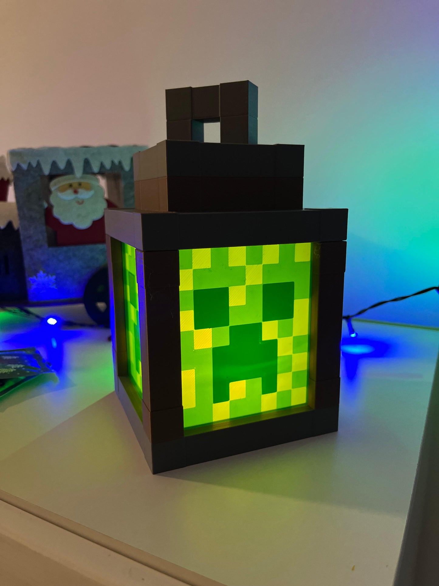 Creeper Minecraft Lamp