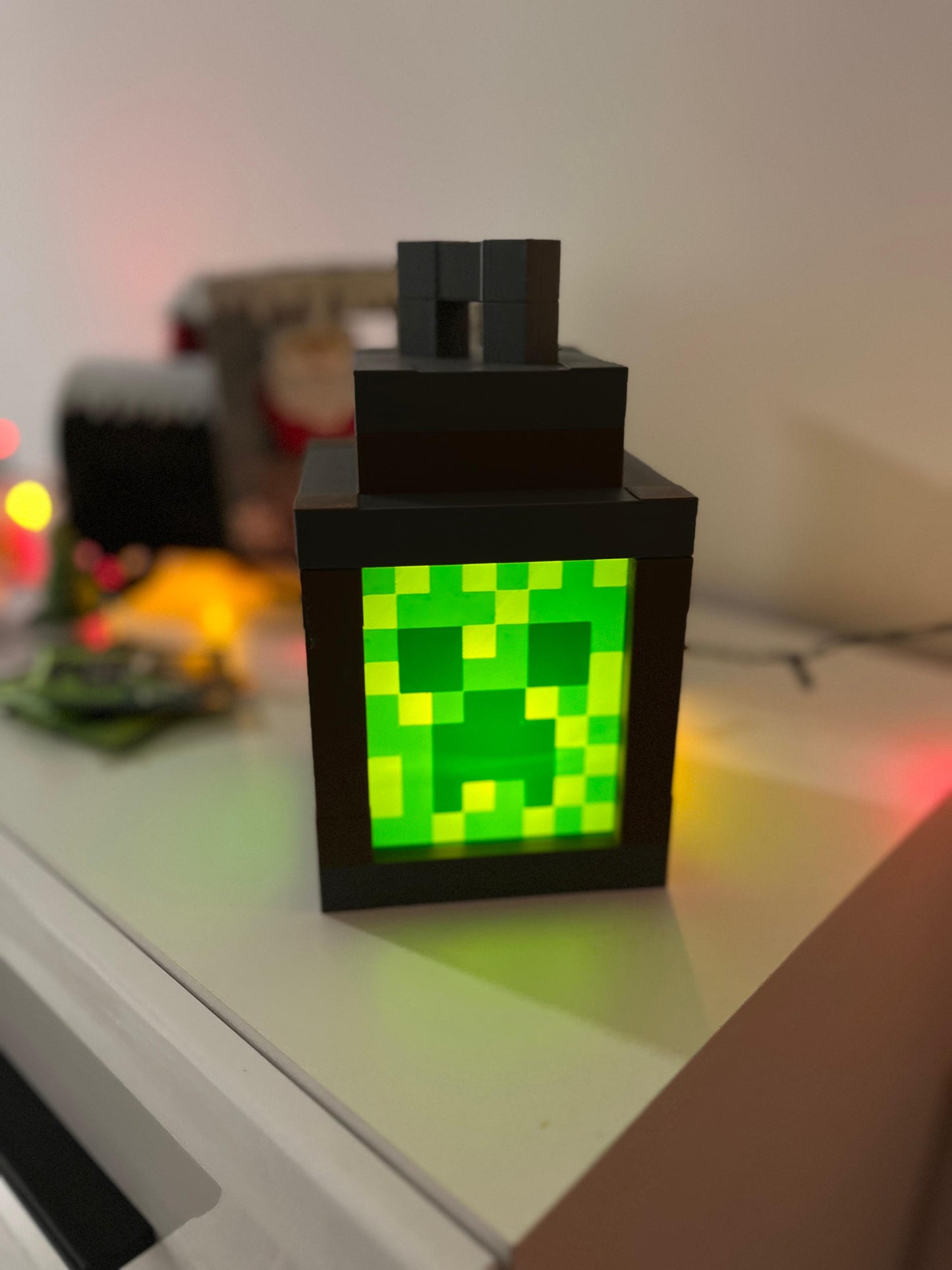 Creeper Minecraft Lamp